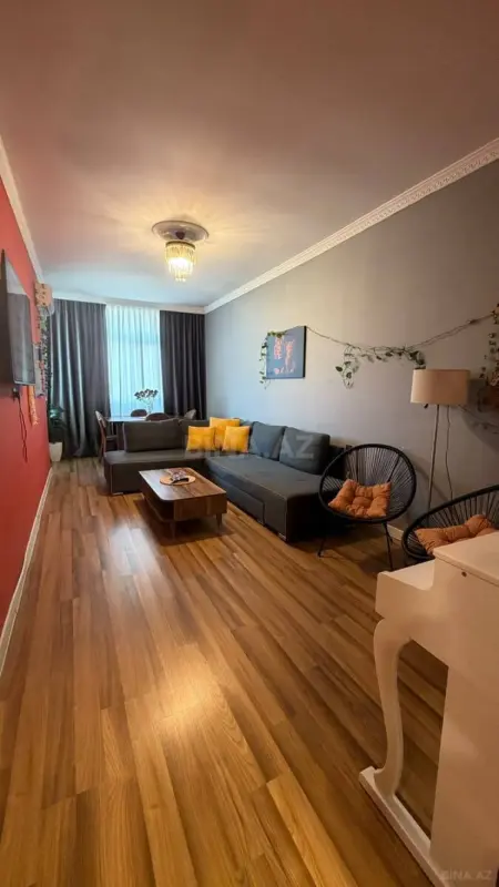 Satılır 3 otaqlı mənzil 97 m²