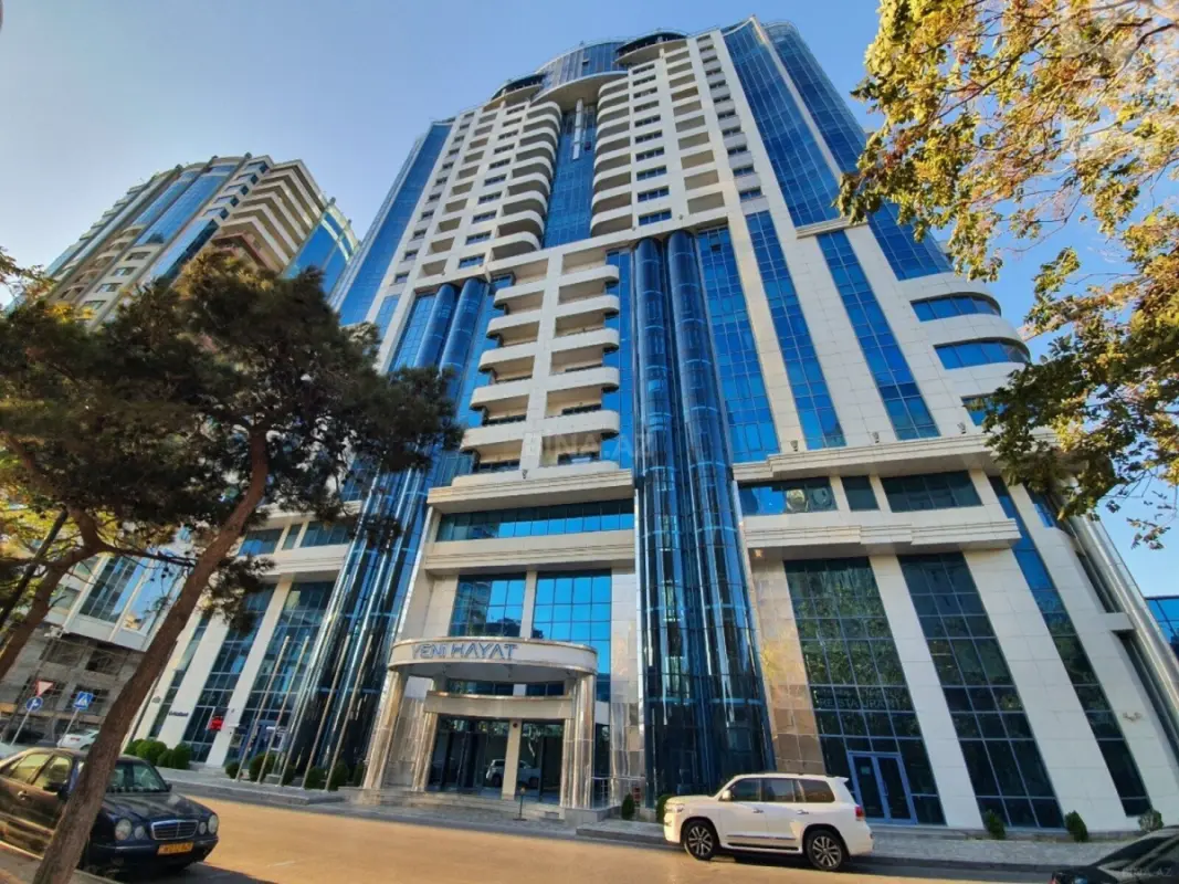 Kirayə verilir 3 otaqlı mənzil 135 m²