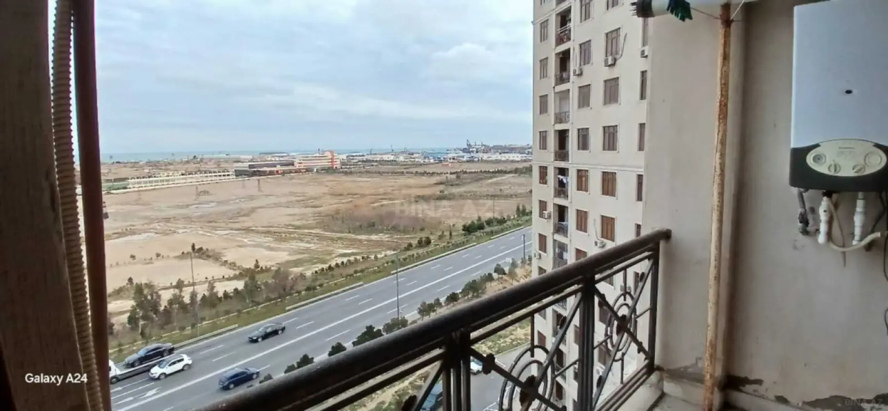 Satılır 3 otaqlı mənzil 86 m²
