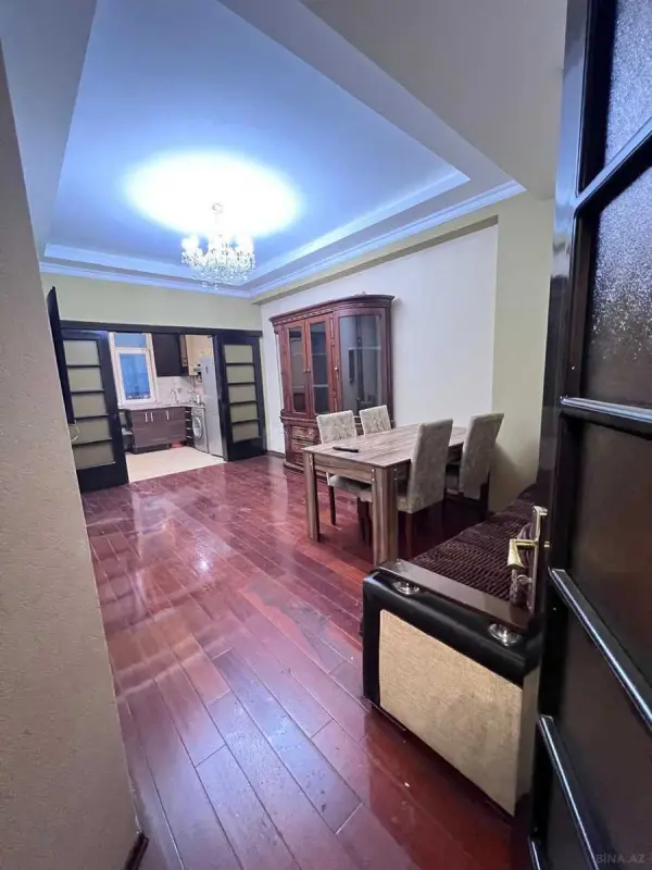 Kirayə verilir 3 otaqlı mənzil 100 m²