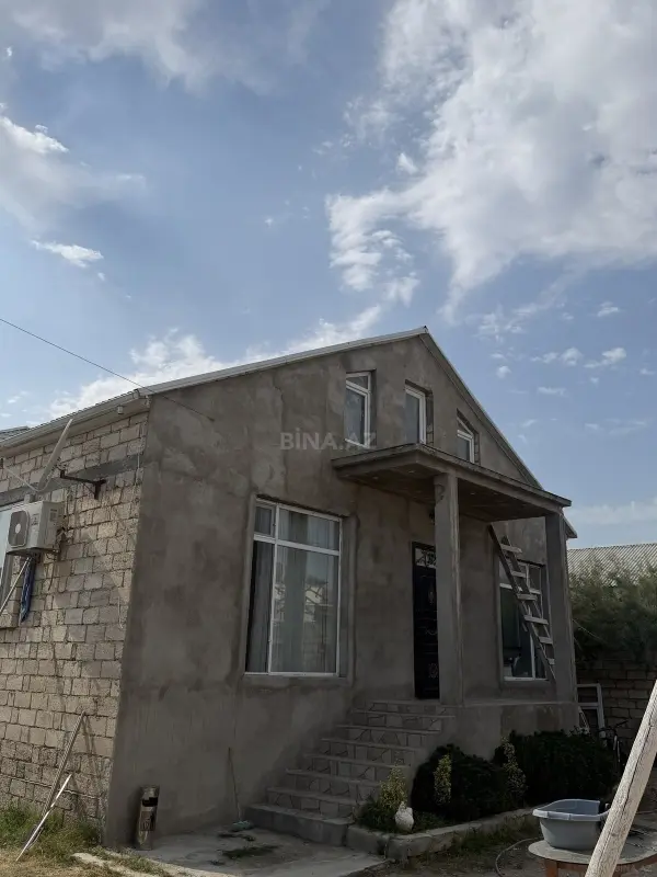 Satılır 4 otaqlı həyət evi 110 m²