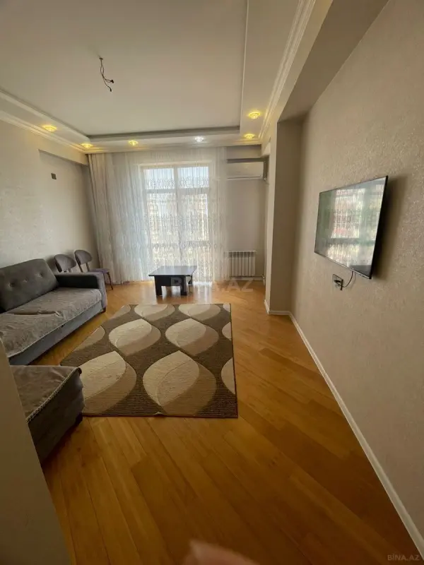 Satılır 2 otaqlı mənzil 72 m²