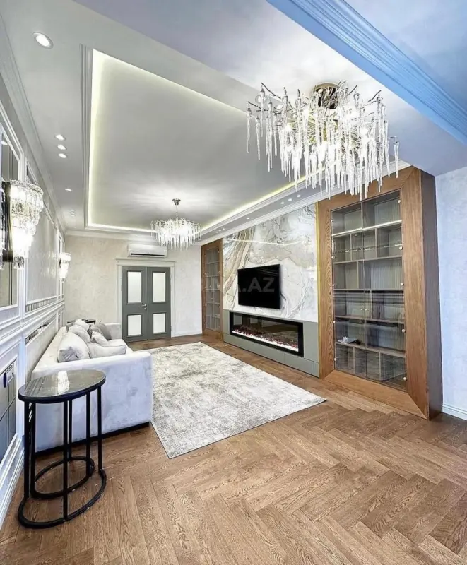 Satılır 3 otaqlı mənzil 101 m²