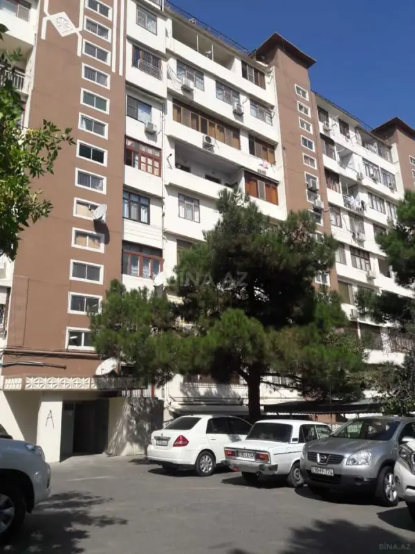 Satılır 2 otaqlı mənzil 72 m²