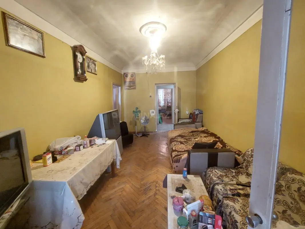 Satılır 4 otaqlı mənzil 90 m²