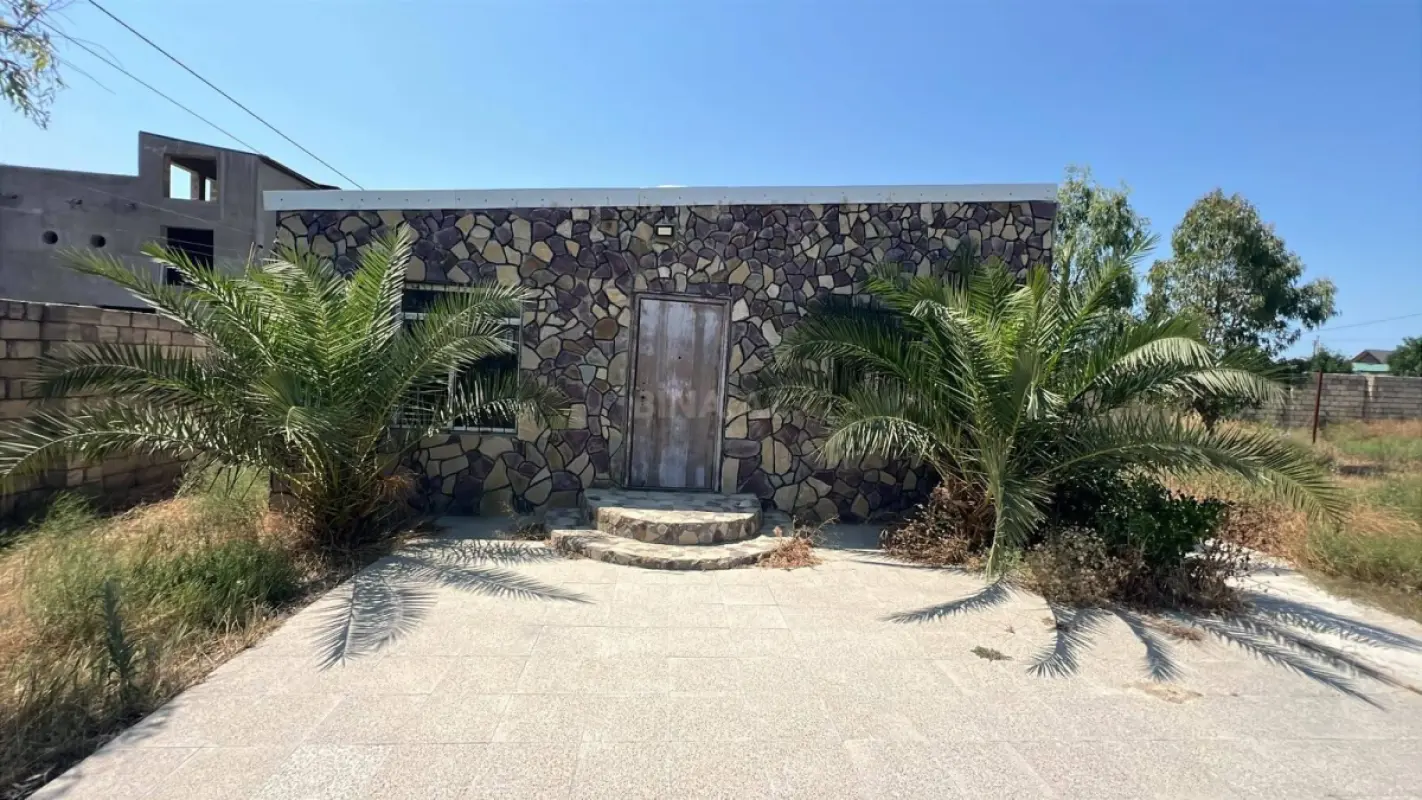 Satılır 2 otaqlı həyət evi 53 m²