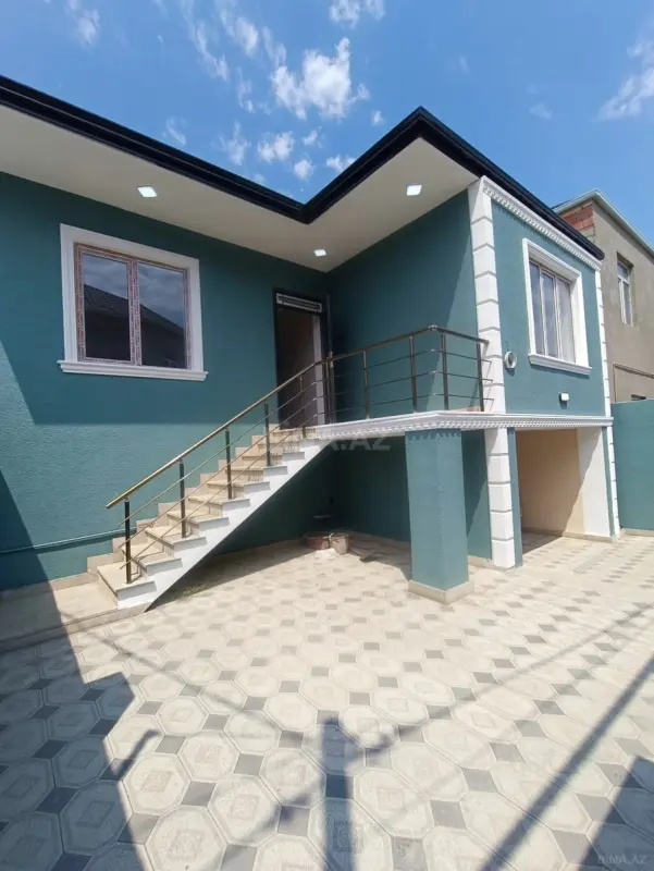 Satılır 4 otaqlı həyət evi 100 m²