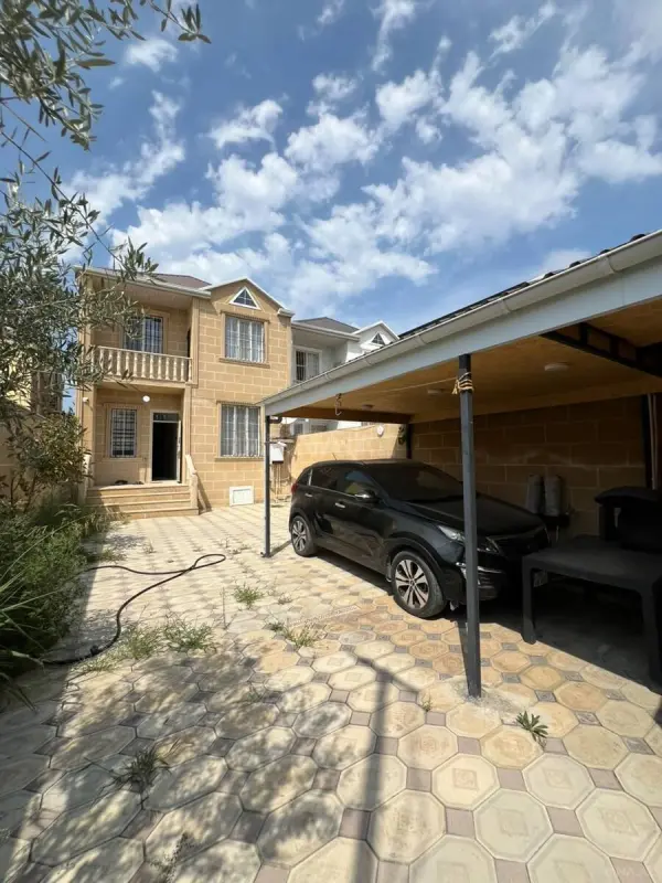 Satılır 4 otaqlı həyət evi 150 m²
