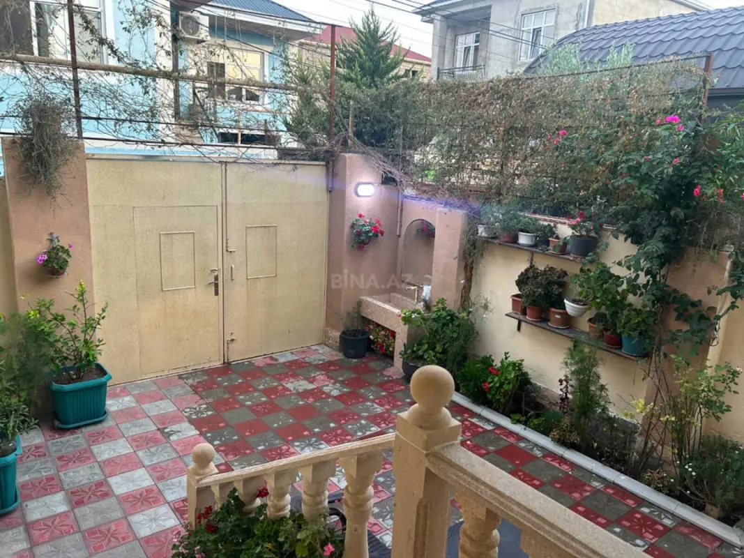 Satılır 3 otaqlı həyət evi 100 m²
