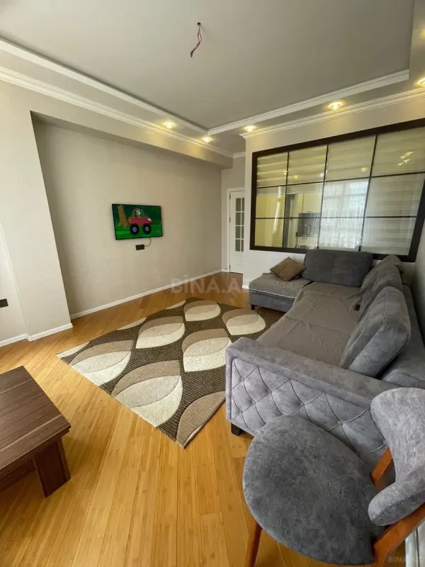 Satılır 2 otaqlı mənzil 72 m²