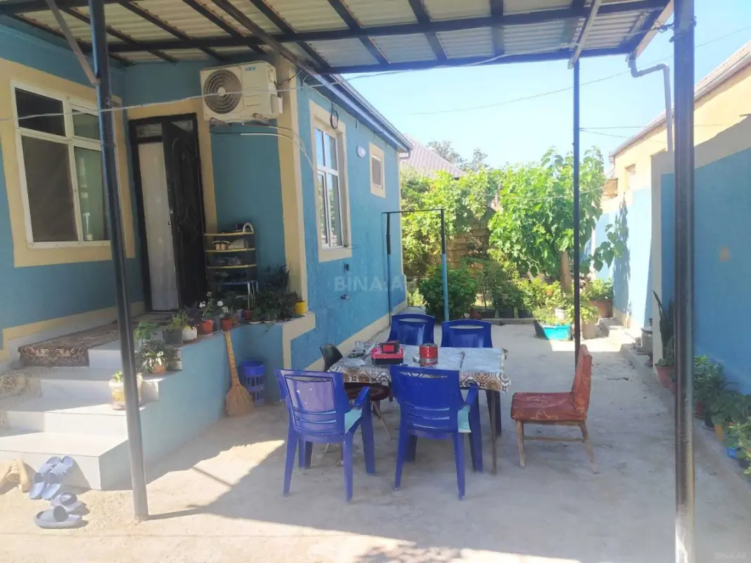 Satılır 3 otaqlı həyət evi 100 m²