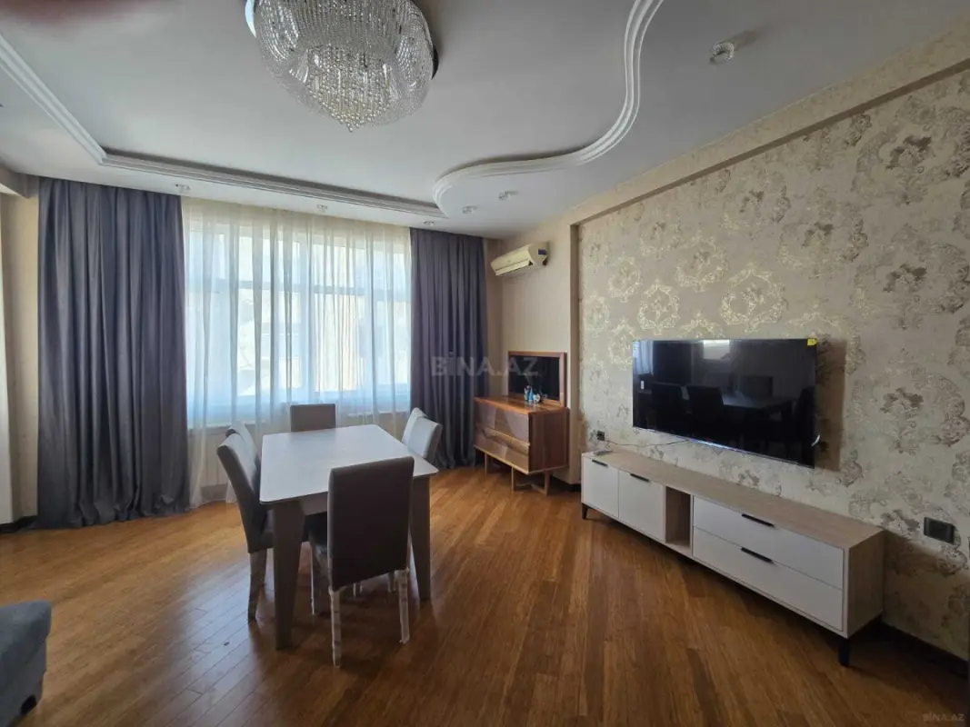 Kirayə verilir 2 otaqlı mənzil 100 m²