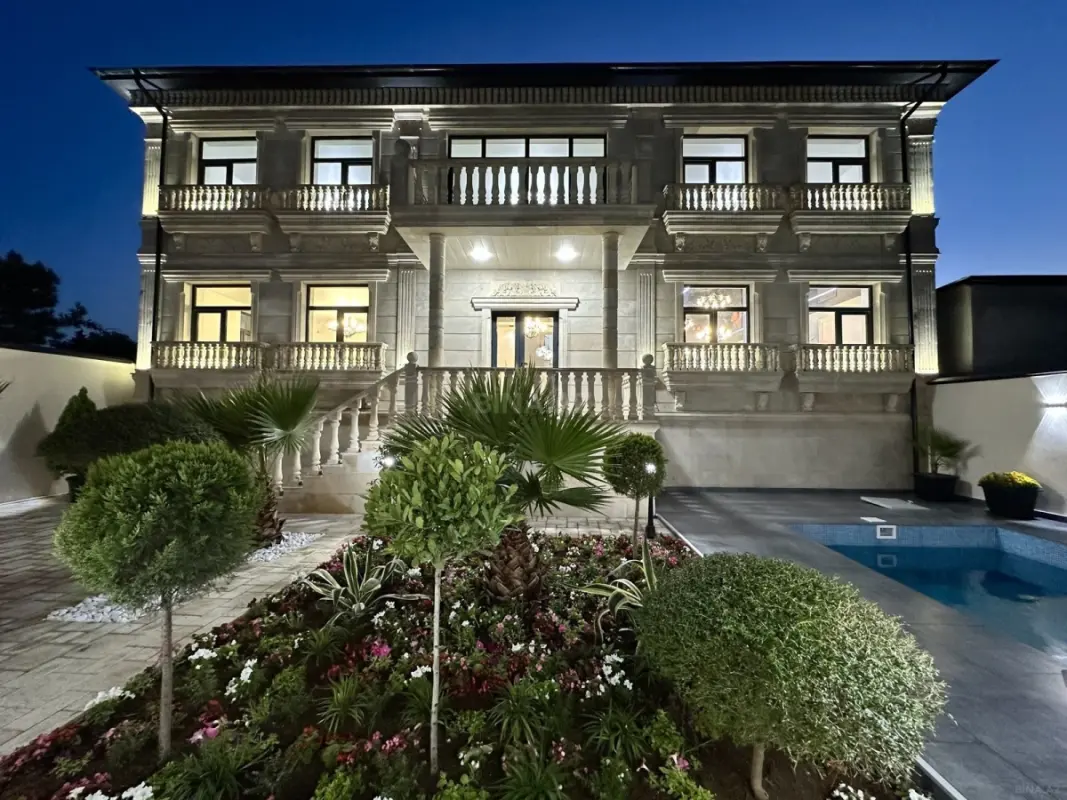 Satılır 5 otaqlı həyət evi 330 m²