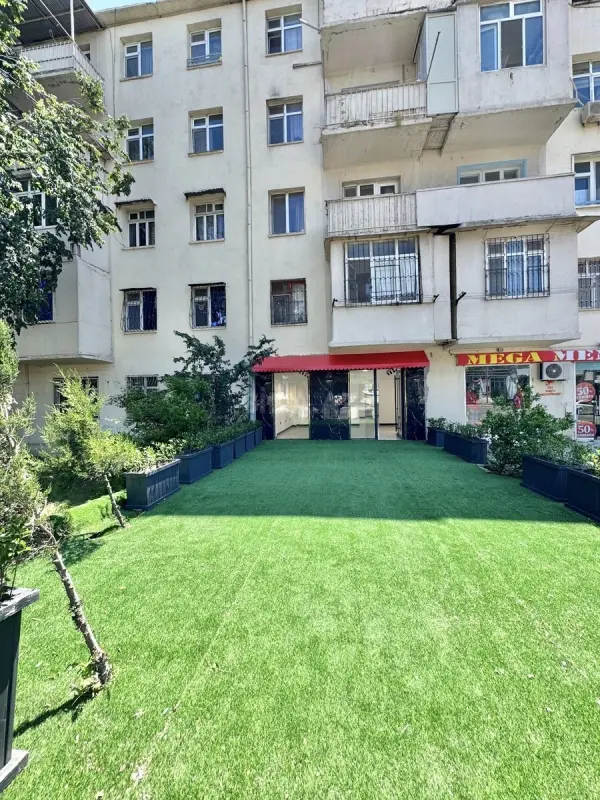 Satılır obyekt 155 m²