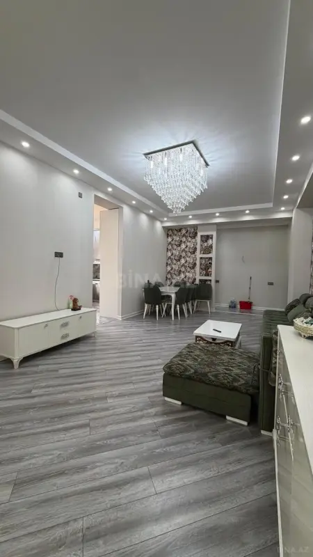 Satılır 3 otaqlı mənzil 140 m²
