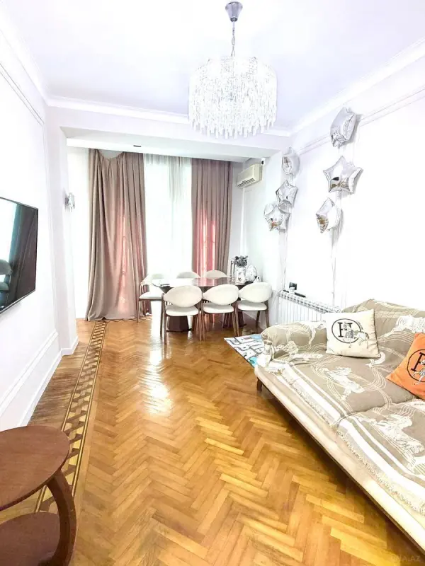 Satılır 3 otaqlı mənzil 100 m²