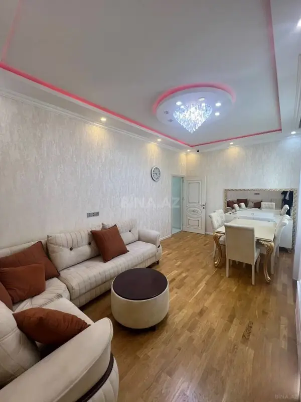 Satılır 2 otaqlı mənzil 69 m²