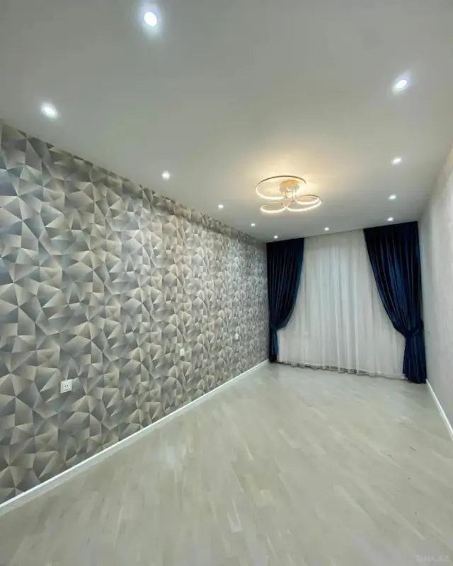 Satılır 4 otaqlı mənzil 156 m²