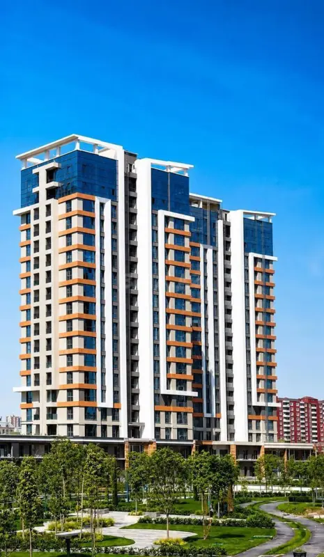 Satılır 3 otaqlı mənzil 307 m²