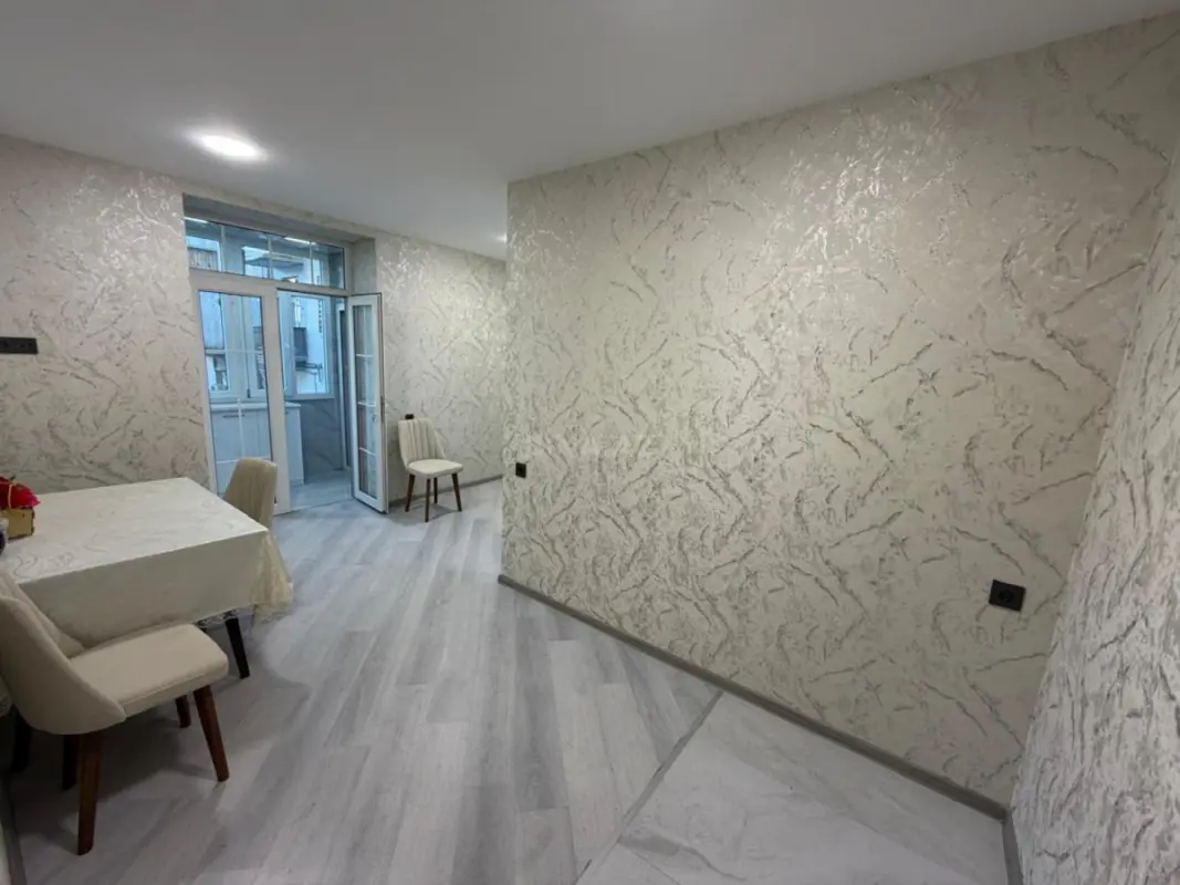 Satılır 2 otaqlı mənzil 30 m²