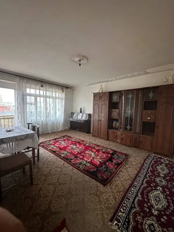 Kirayə verilir 3 otaqlı mənzil 80 m²