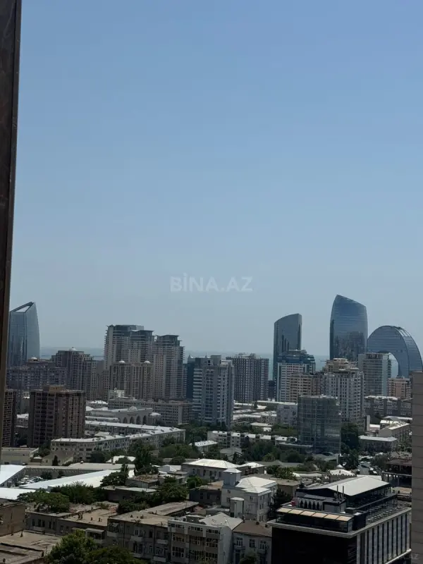 Kirayə verilir 2 otaqlı mənzil 90 m²