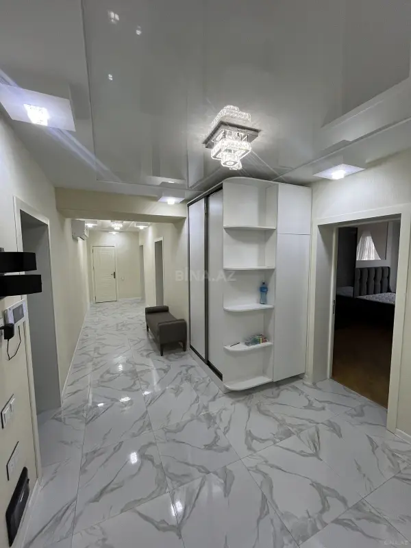 Kirayə verilir 3 otaqlı mənzil 110 m²
