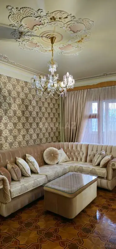 Kirayə verilir 4 otaqlı mənzil 100 m²