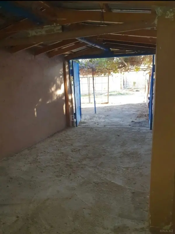Satılır qaraj 18 m²