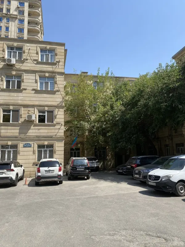 Satılır 2 otaqlı mənzil 42 m²