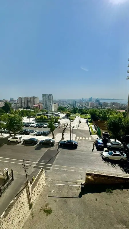 Satılır 3 otaqlı mənzil 75 m²