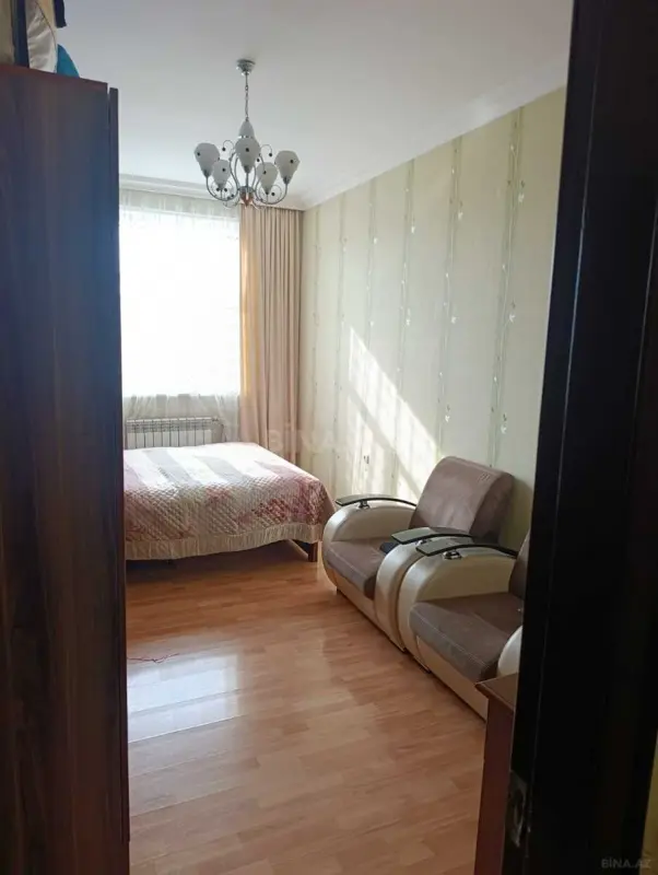 Satılır 3 otaqlı mənzil 110 m²