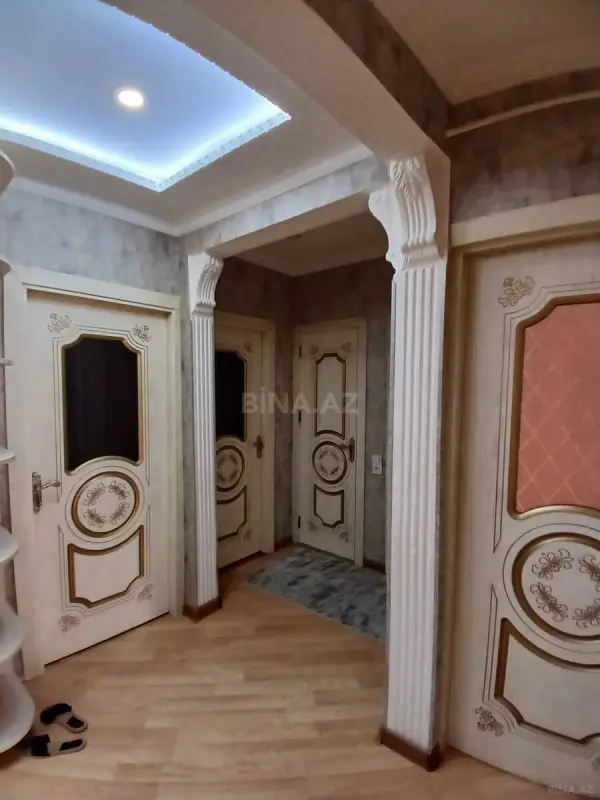 Satılır 3 otaqlı mənzil 74 m²