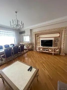 Kirayə verilir 2 otaqlı mənzil 110 m² — Bakı, Nizami 2 otaq 110.00 m²