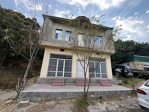 Satılır obyekt 150 m² — Bakı, Badamdar 150.00 m²