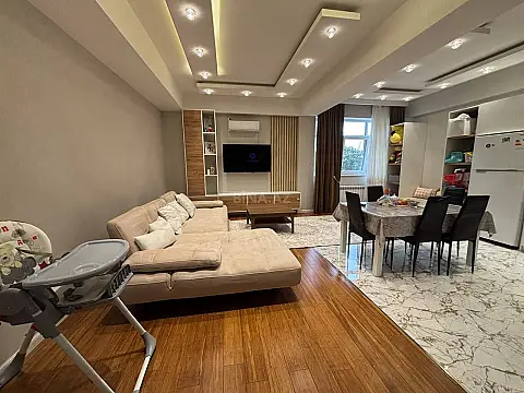 Satılır 3 otaqlı mənzil 124 m² — Bakı, Nizami 3 otaq 124.00 m²