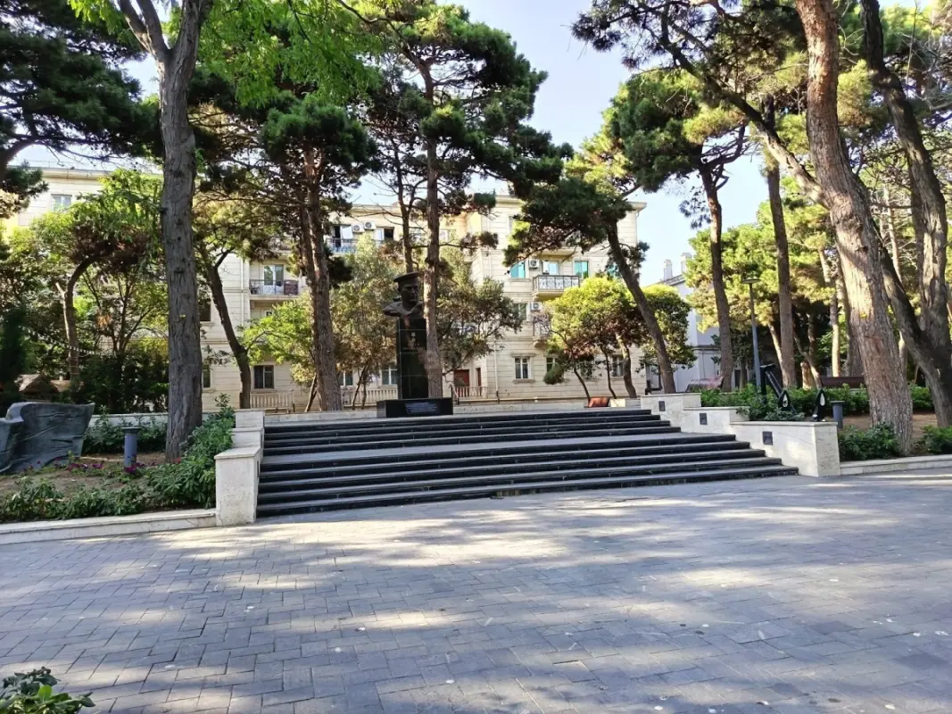 Satılır 1 otaqlı mənzil 35 m²
