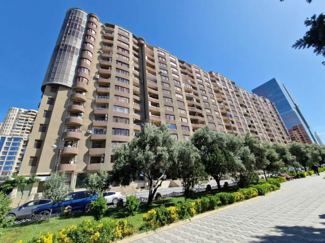 Kirayə verilir 3 otaqlı mənzil 105 m²