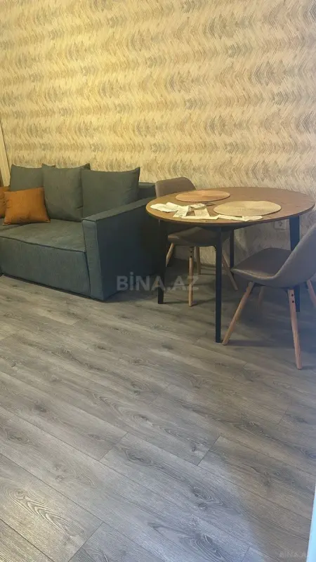 Kirayə verilir 2 otaqlı mənzil 58 m²