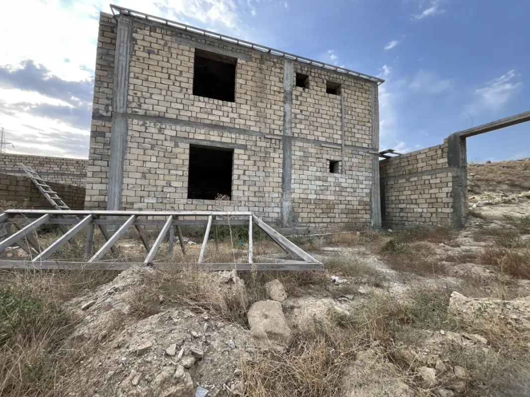 Satılır torpaq sahəsi 8 m²