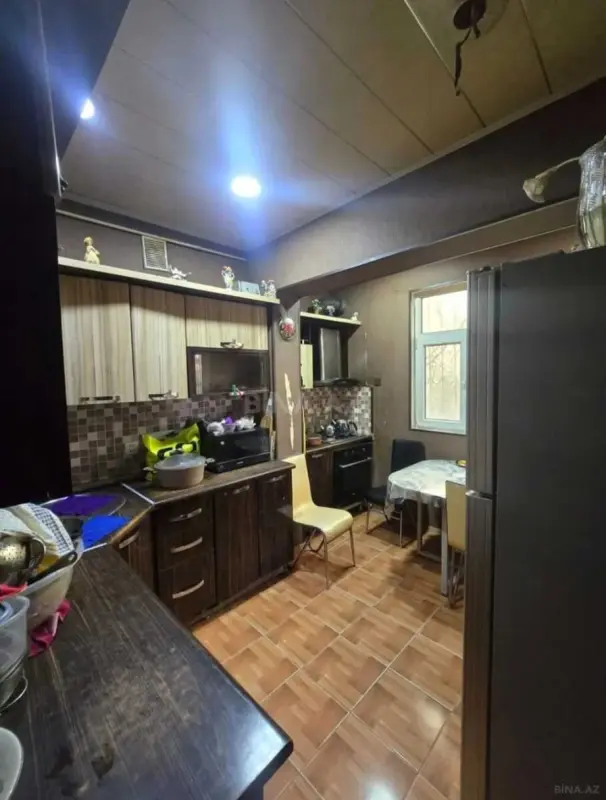 Satılır 4 otaqlı mənzil 105 m²