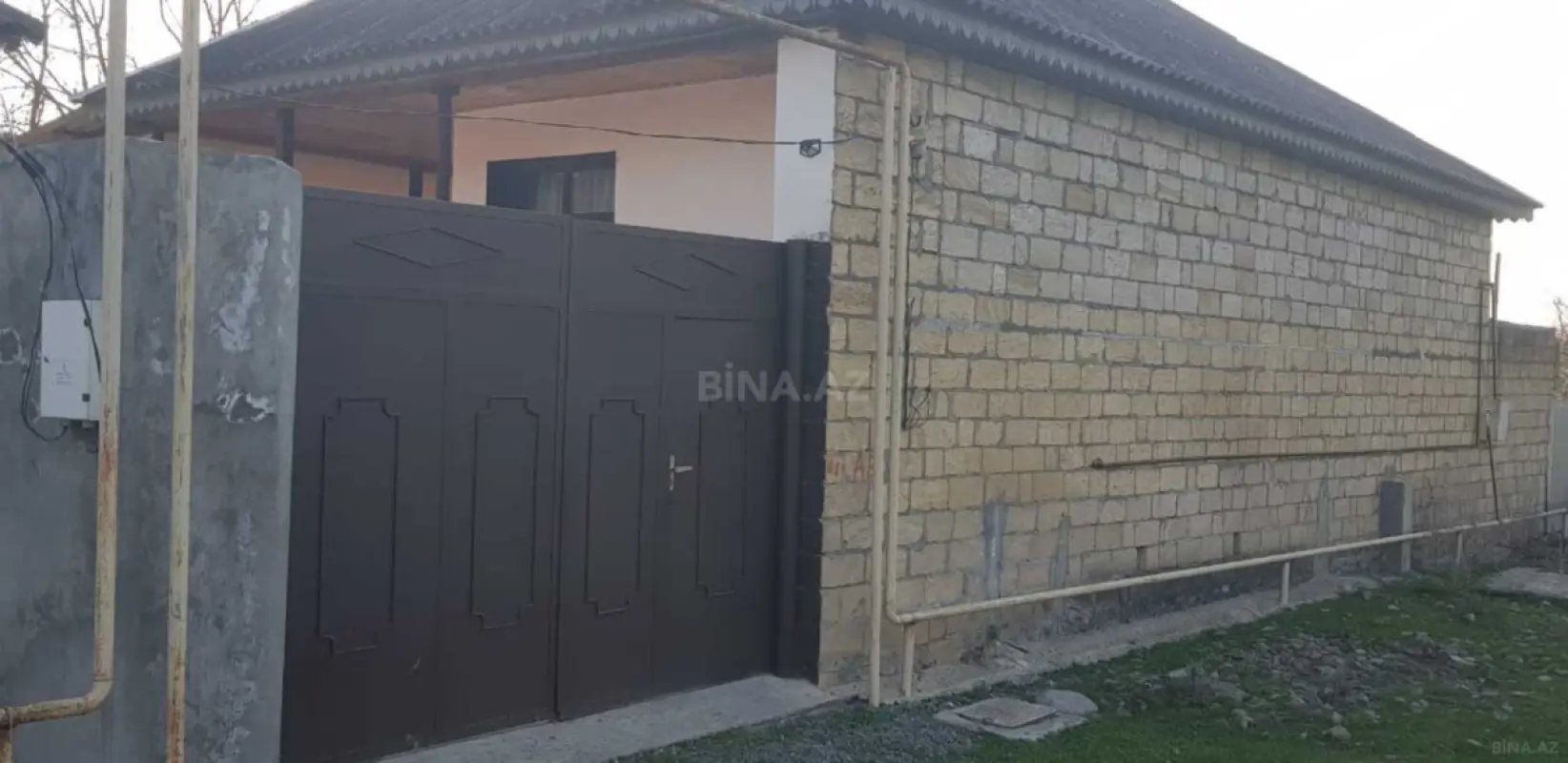 Satılır 2 otaqlı həyət evi 80 m²