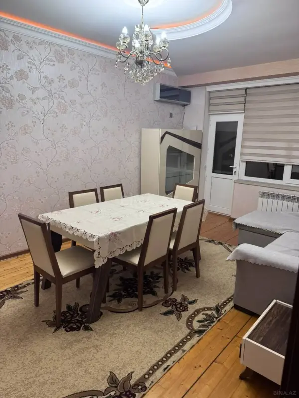 Kirayə verilir 2 otaqlı mənzil 60 m²