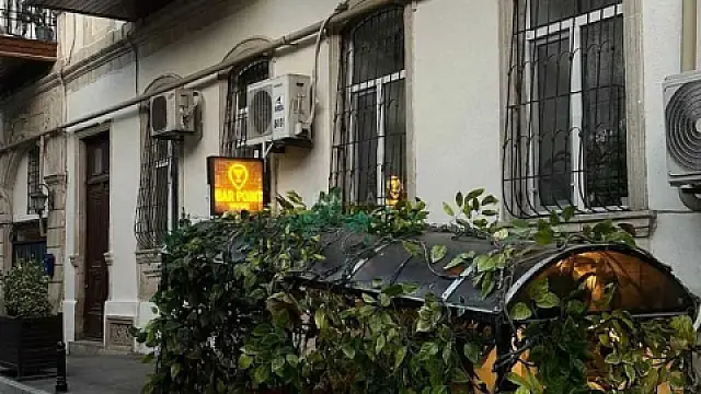 Kirayə verilir obyekt 100 m² — Bakı, Nizami 100.00 m²