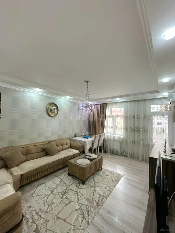 Satılır 4 otaqlı mənzil 110 m²