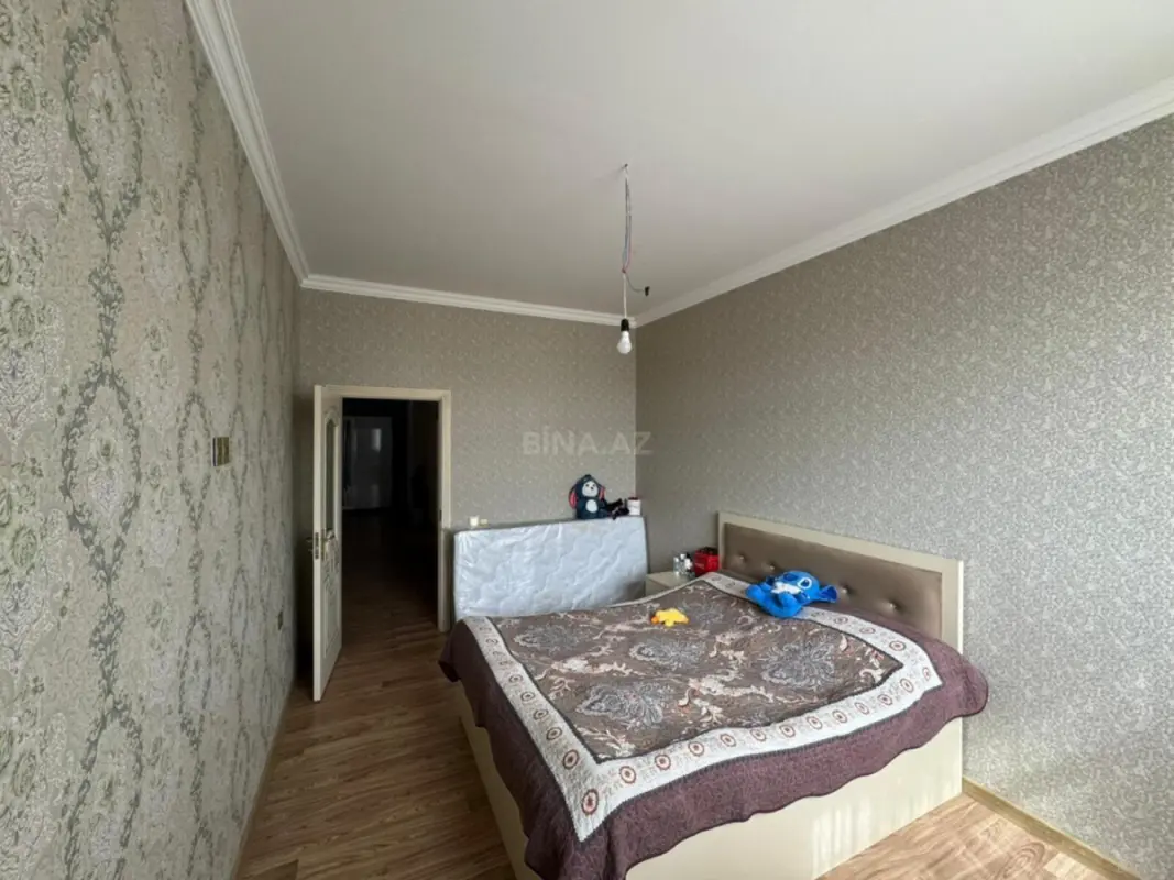 Satılır 3 otaqlı mənzil 91 m²
