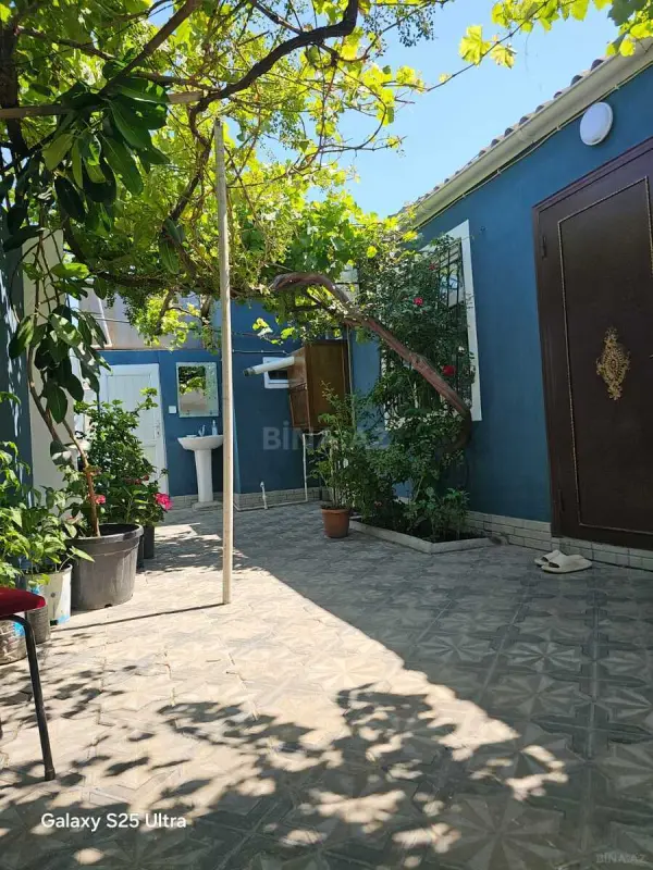 Satılır 4 otaqlı həyət evi 107 m²