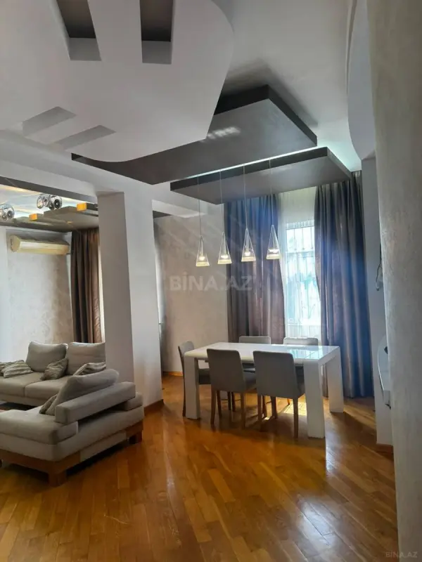 Kirayə verilir 3 otaqlı mənzil 120 m²