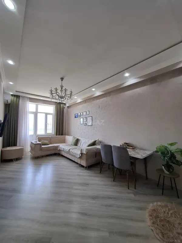 Satılır 3 otaqlı mənzil 90 m²