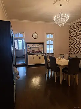 Satılır 5 otaqlı həyət evi 200 m² — Bakı 5 otaq 200.00 m²